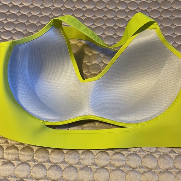 Ivy Park Peloton Sports Bra size L NWT - Picture 6 of 6